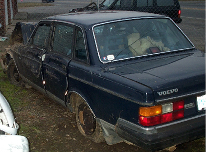 Volvo 240 DL Crash Tire
